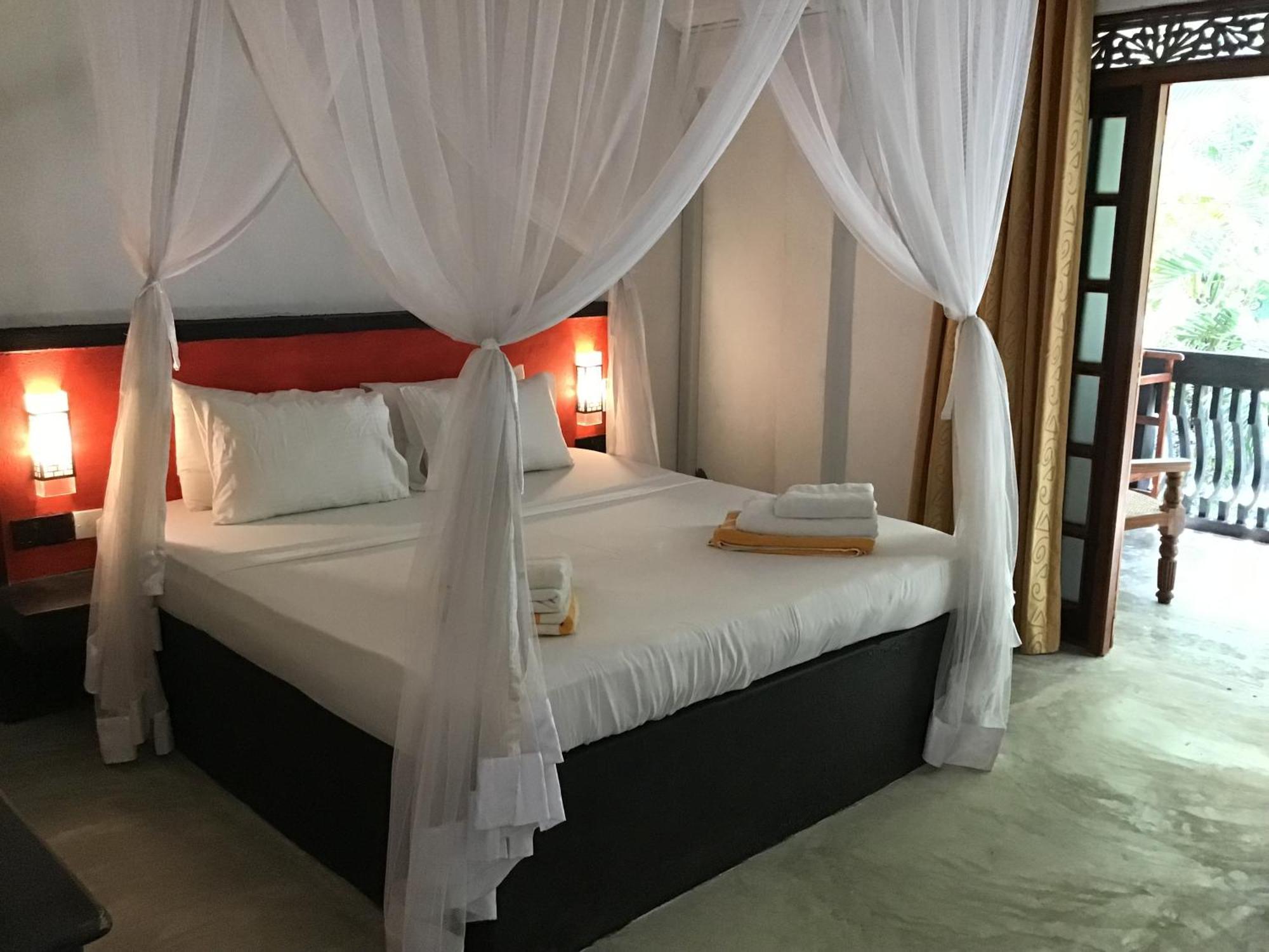 Sanjeehome & Lanka Ayurveda, Бентота Екстериор снимка