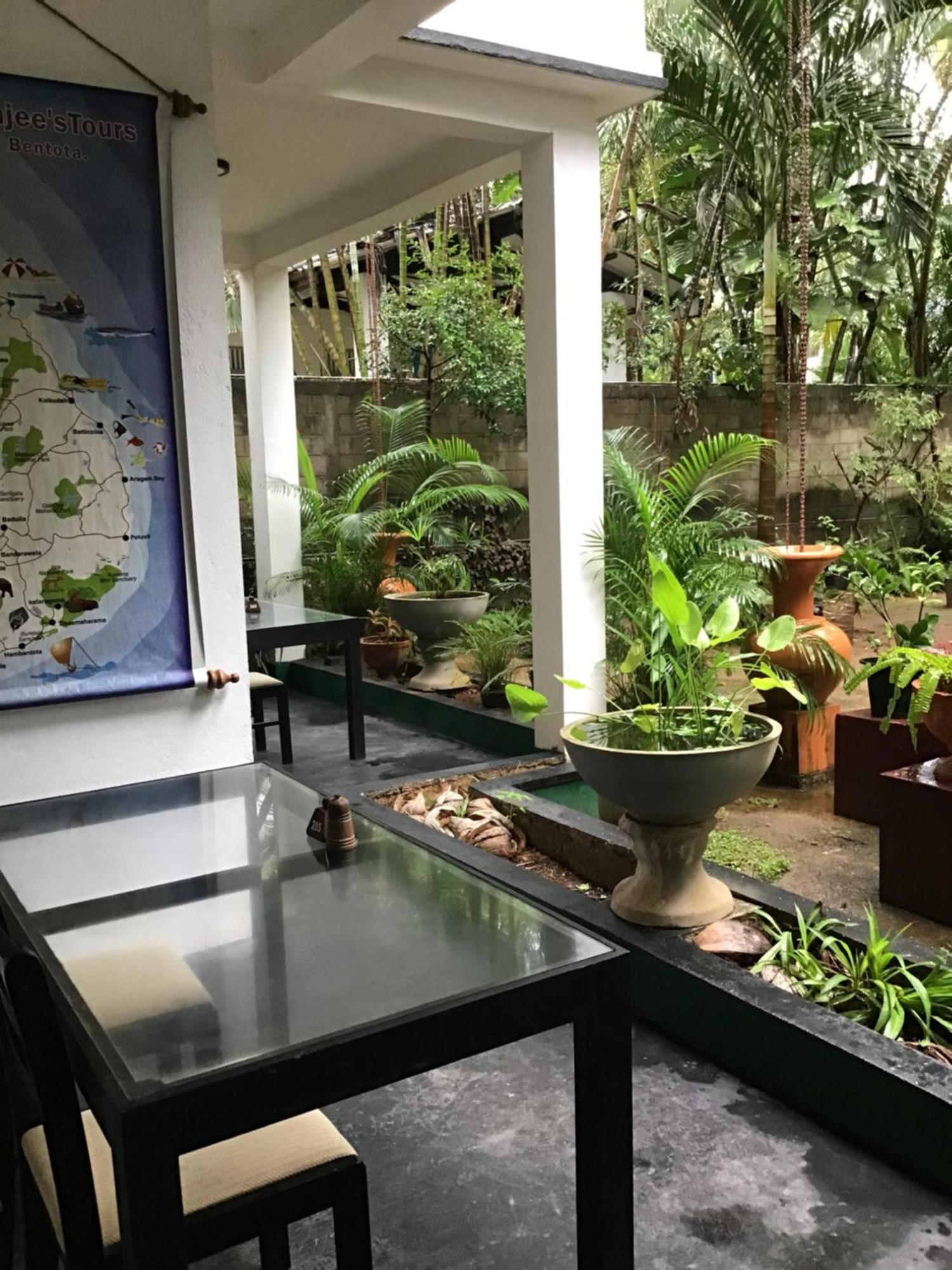 Sanjeehome & Lanka Ayurveda, Бентота Екстериор снимка