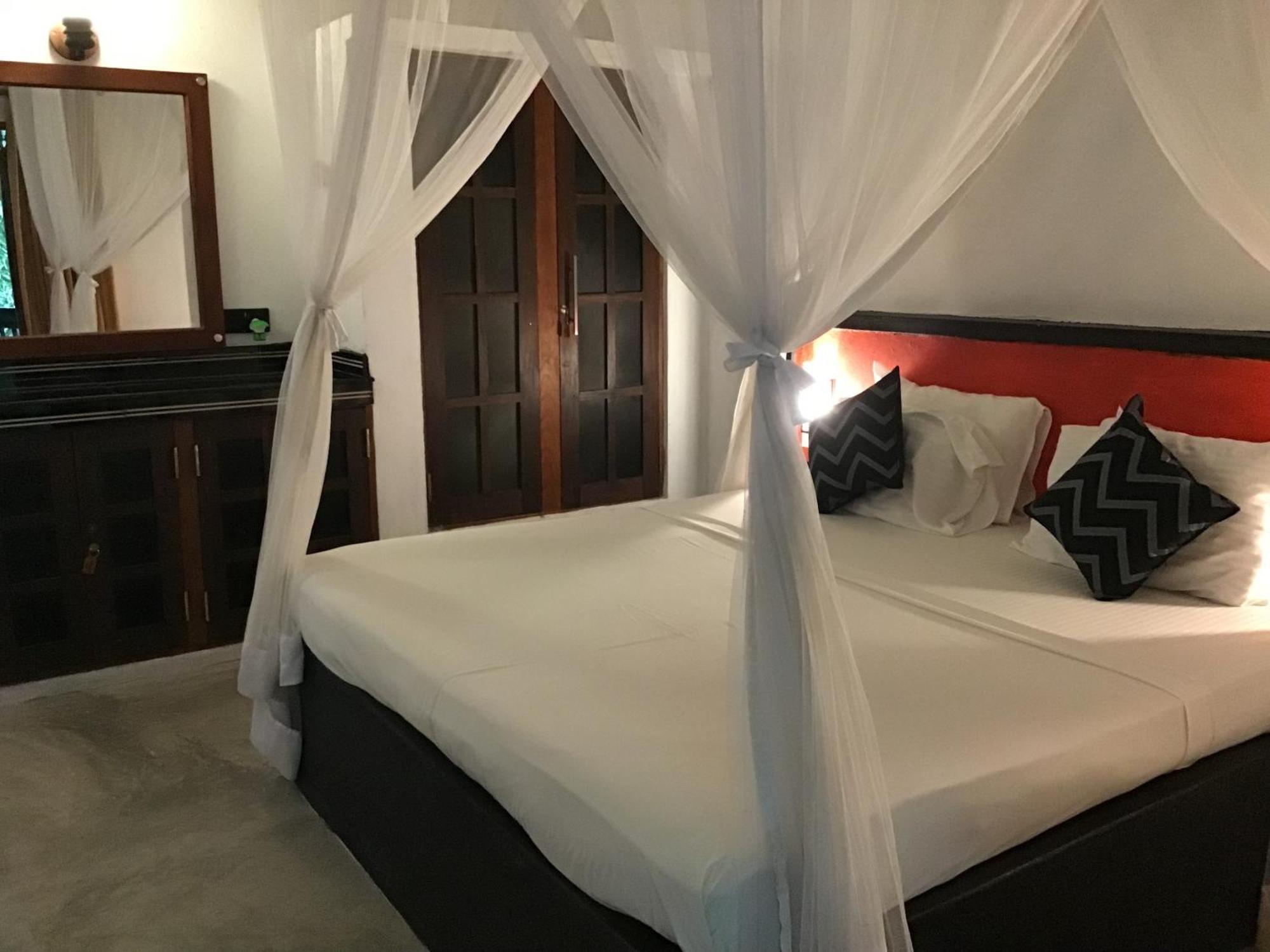 Sanjeehome & Lanka Ayurveda, Бентота Екстериор снимка